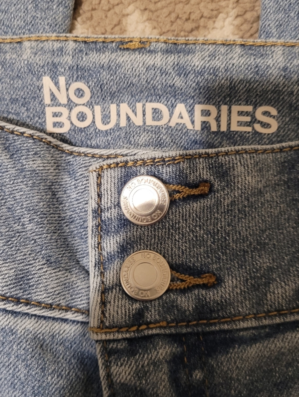 No Boundaries Light Blue Boot Cut Mid Rise Jeans. Front Pintuck Seam - Picture 3 of 8